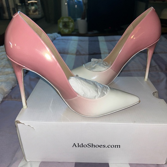 Aldo Stessy - size 9 - color 650 pink and white ombré. - Picture 7 of 11